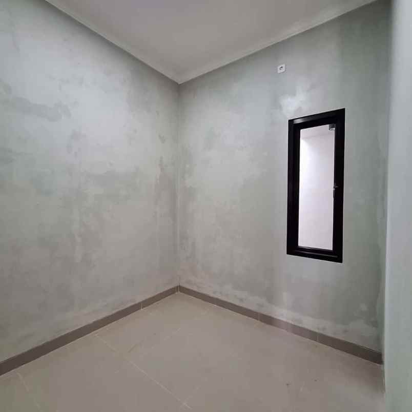 cluster minimalis dekat ke stasiun sudimara