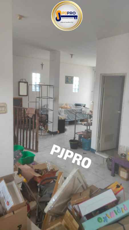 di sewa rumah di daerah graha harapan regency