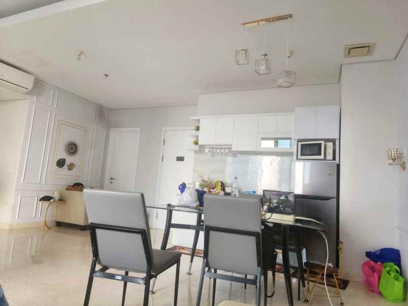 dijual apartemen ciputra world mall surabaya