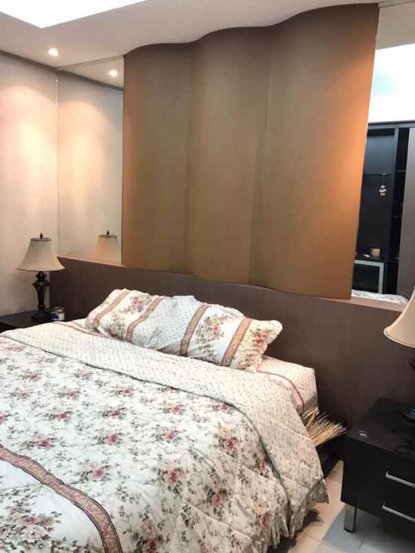 dijual apartemen cosmo residence tanah