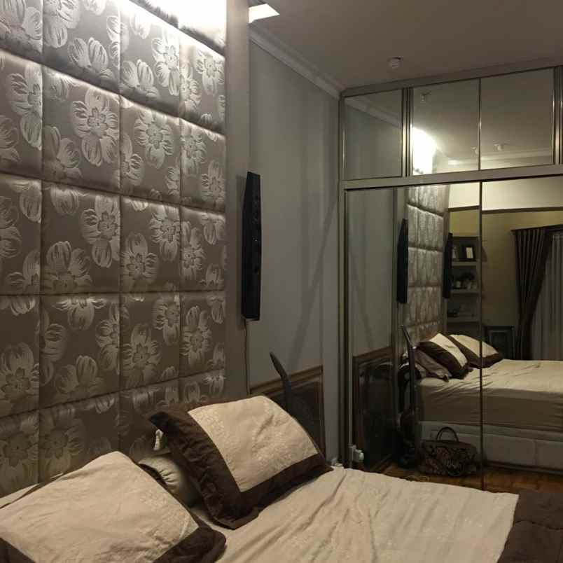 dijual apartemen fully furnished di sudirman park