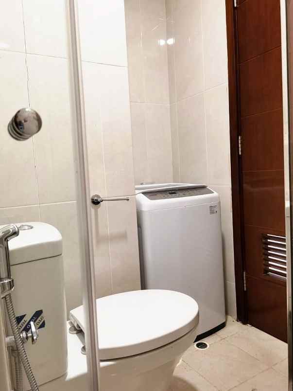 dijual apartemen jl salemba raya