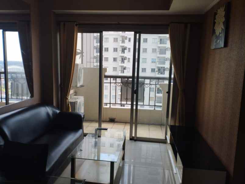 dijual apartemen pakuwon indah wiyung