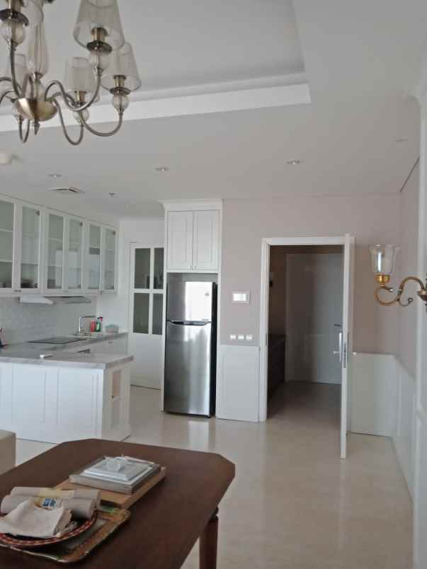 dijual apartemen voila lt 32 ciputra world surabaya