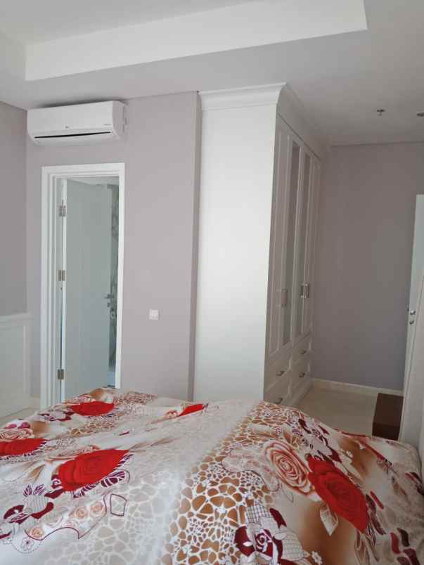 dijual apartemen voila lt 32 ciputra world surabaya