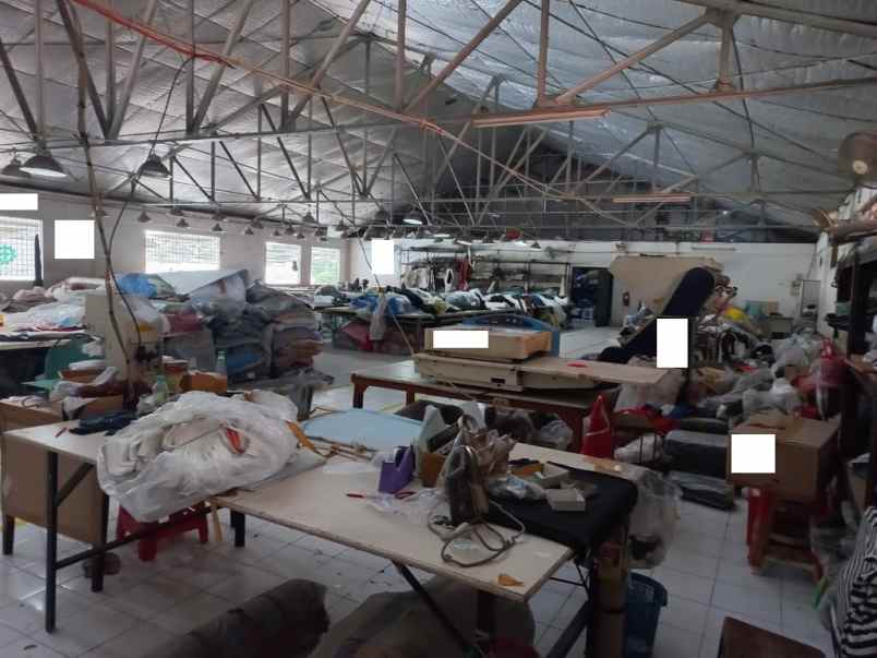 dijual cepat gudang di semanan kalideres bisa nego