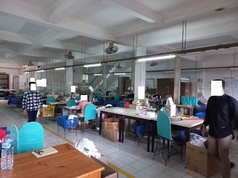 dijual cepat gudang di semanan kalideres bisa nego