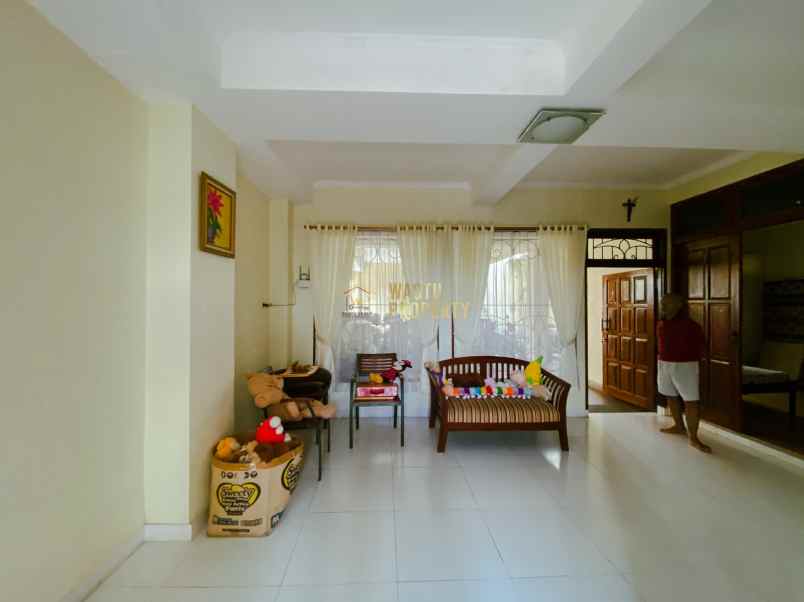 dijual cepat kost 14 kamar dekat stadion maguwoharjo