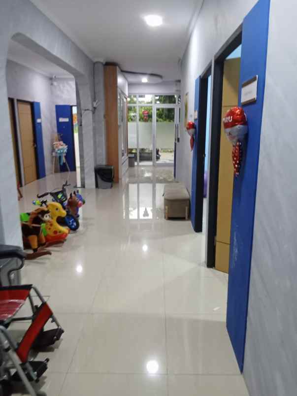 dijual cepat ruko 3 lantai