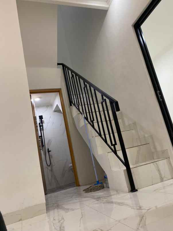 dijual cluster kayu gede permai 2 dengan harga perdana