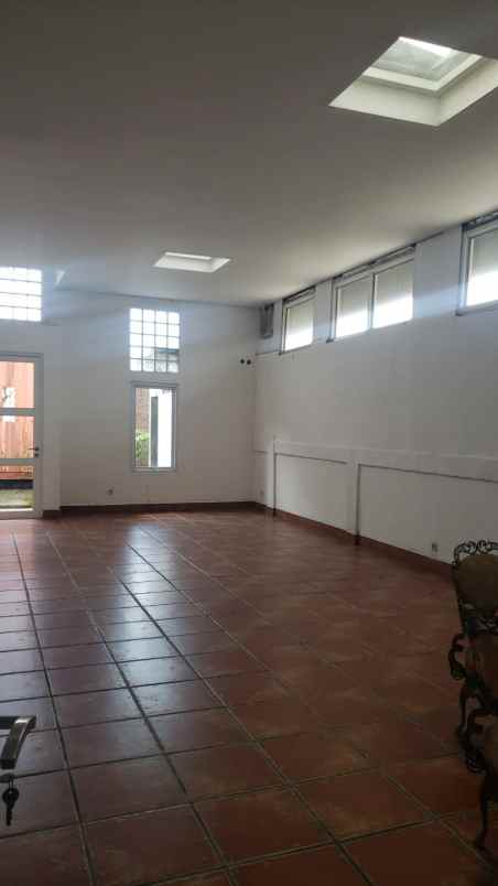 dijual gudang di parung panjang bogor