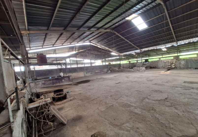 dijual gudang di parung panjang bogor