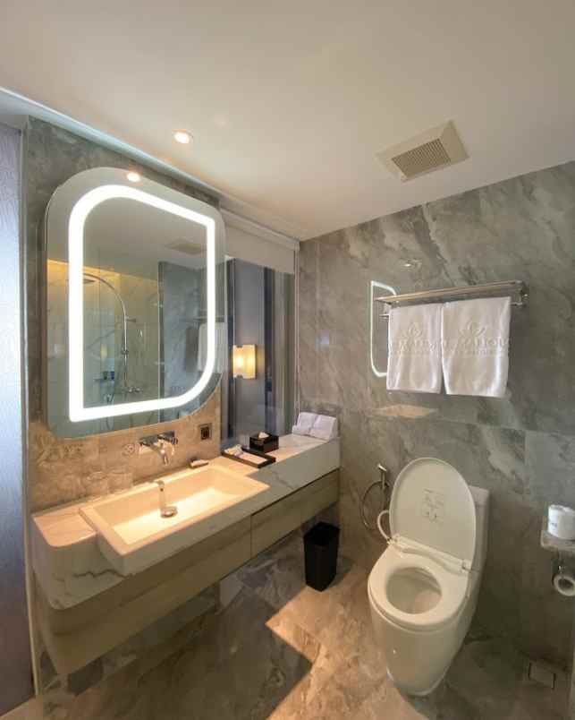 dijual hotel sosromenduran gedong