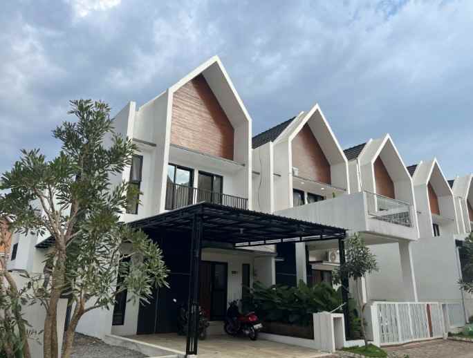 dijual kost jl chili jl perum joyo