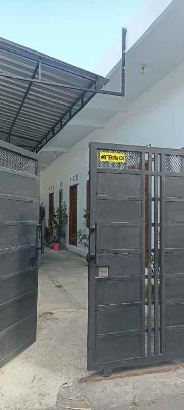 dijual kost kasihan