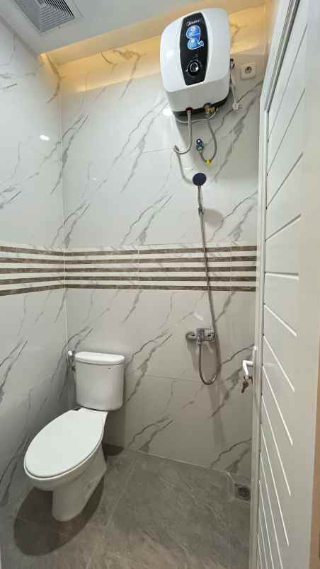 dijual kost kemanggisan