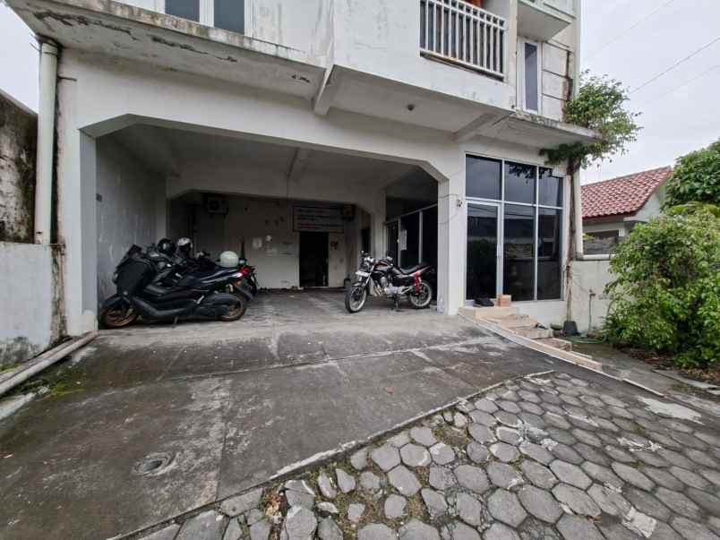 dijual kost pakuncen
