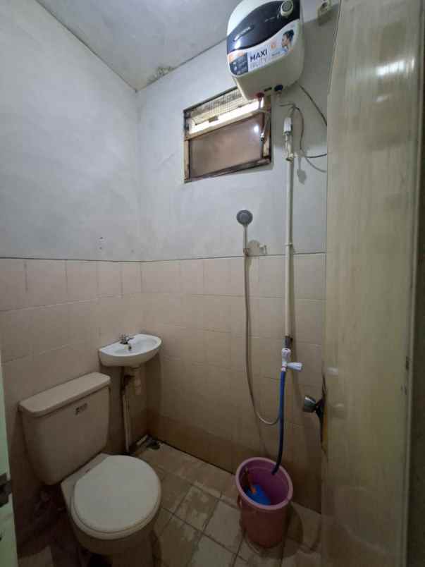 dijual kost pakuncen