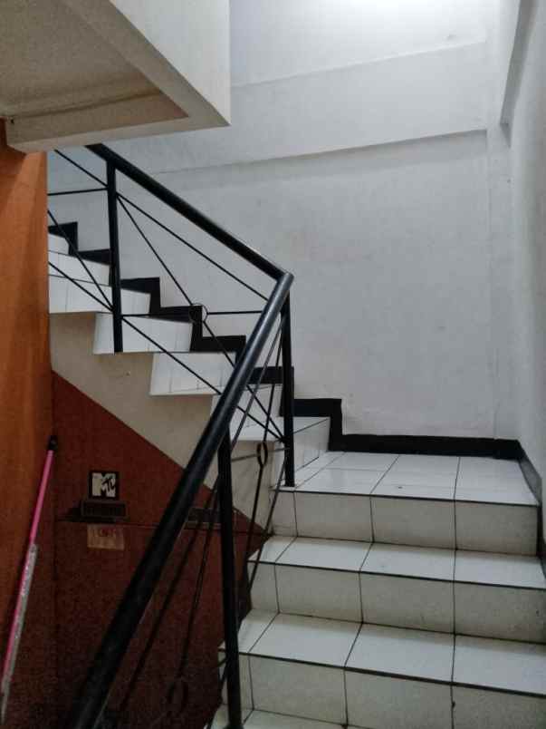 dijual ruko 3 lantai di d mall margonda depok