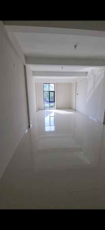 dijual ruko gudang kantor easton
