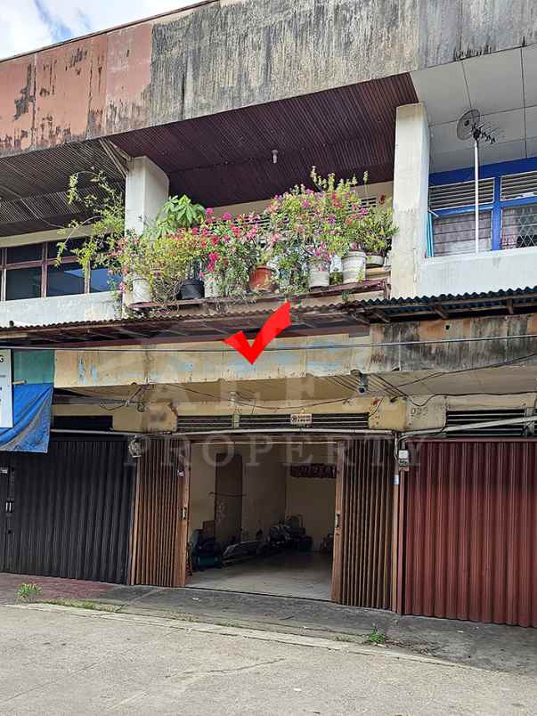 dijual ruko gudang kantor jalan gusti situt mahmud