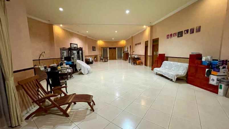 dijual ruko gudang kantor jl surapati banyuning kec