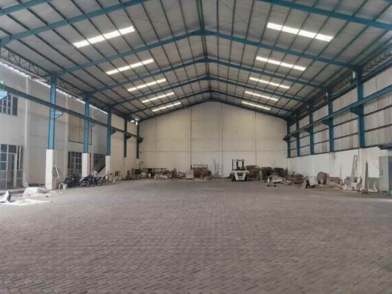 dijual ruko gudang kantor nambangan
