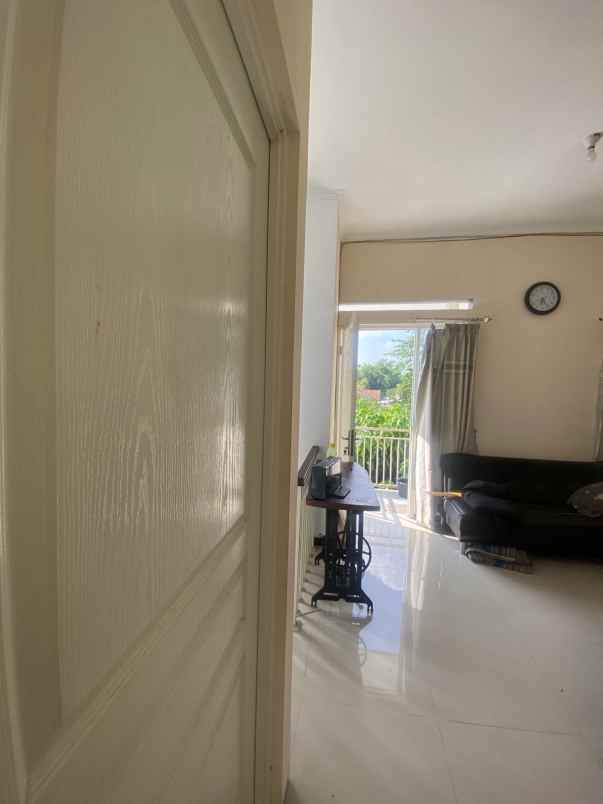 dijual rumah 2 lantai lokasi jl ikan gurami malang