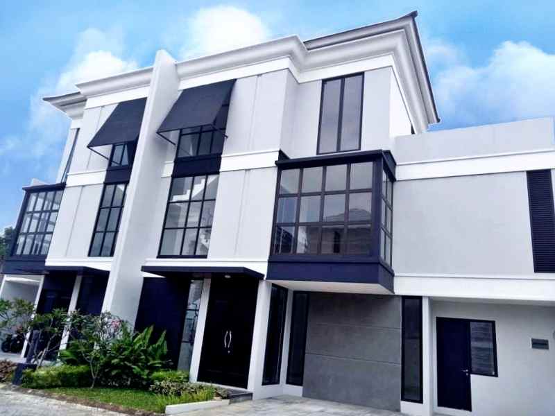 dijual rumah ampera kemang