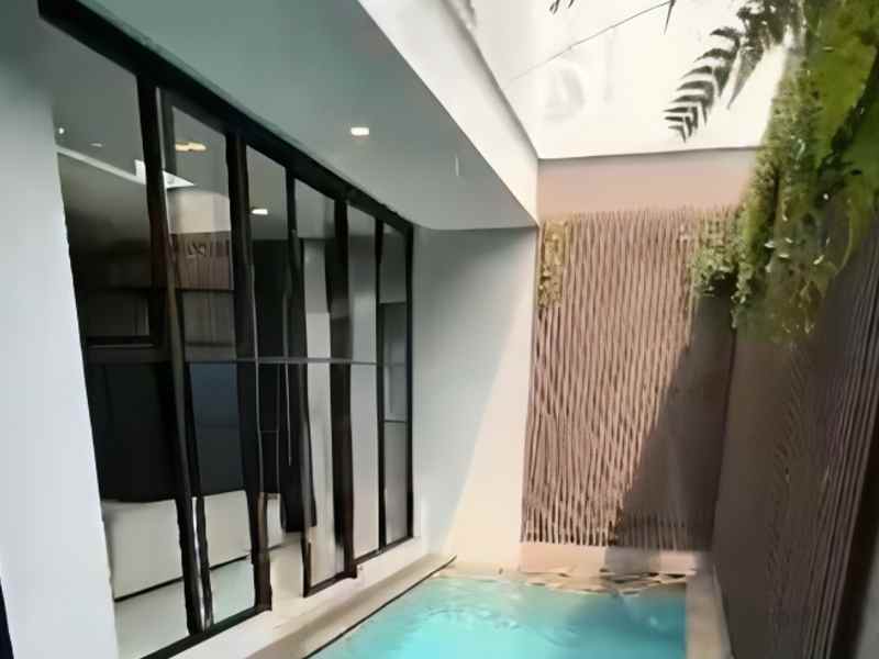 dijual rumah ampera kemang