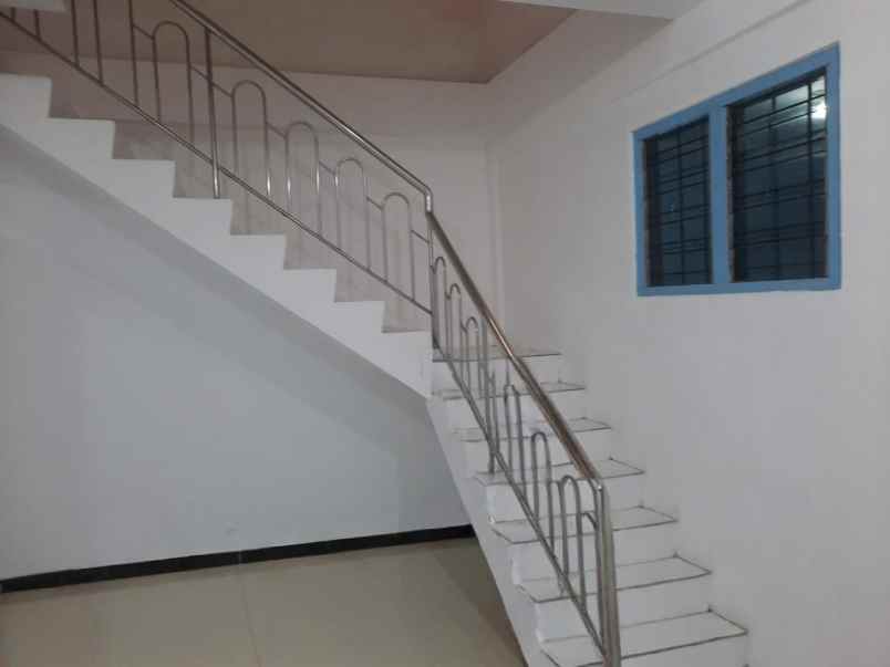 dijual rumah babatan pantai