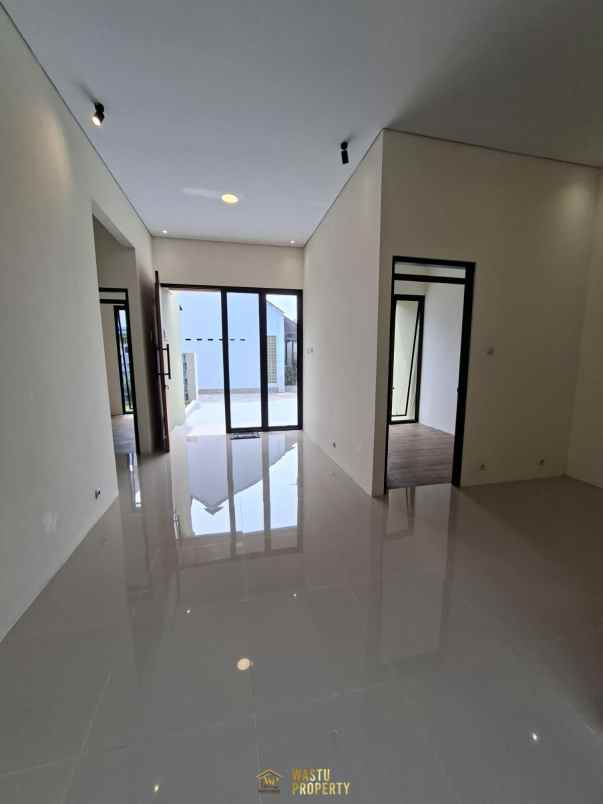 dijual rumah balecatur