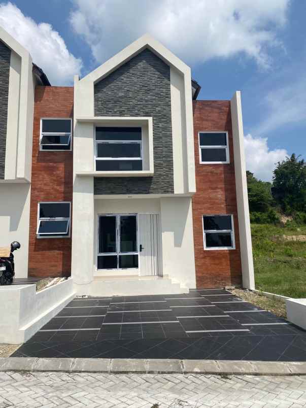 dijual rumah bangen bangunjiwo kasihan