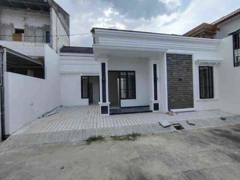 dijual rumah baru dekat gdc kalibaru depok