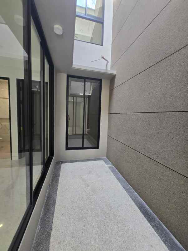 dijual rumah baru gress minimalis di baruk utara