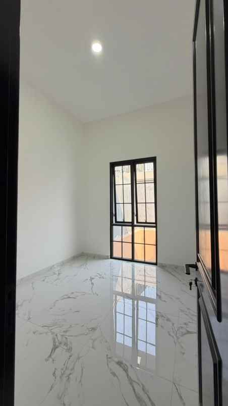 dijual rumah blimbing