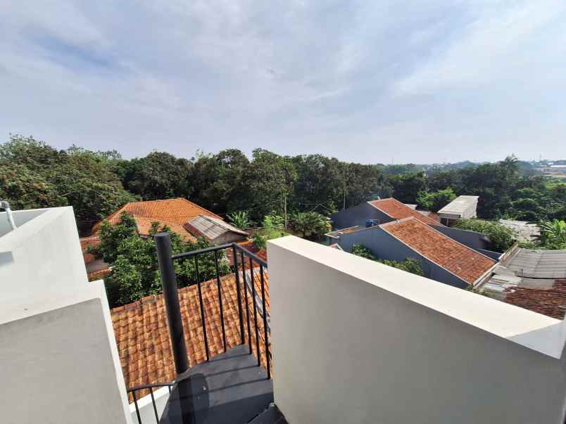 dijual rumah bukit cinere raya gandul