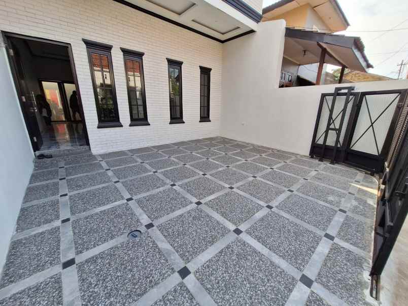 dijual rumah bukit cinere raya gandul