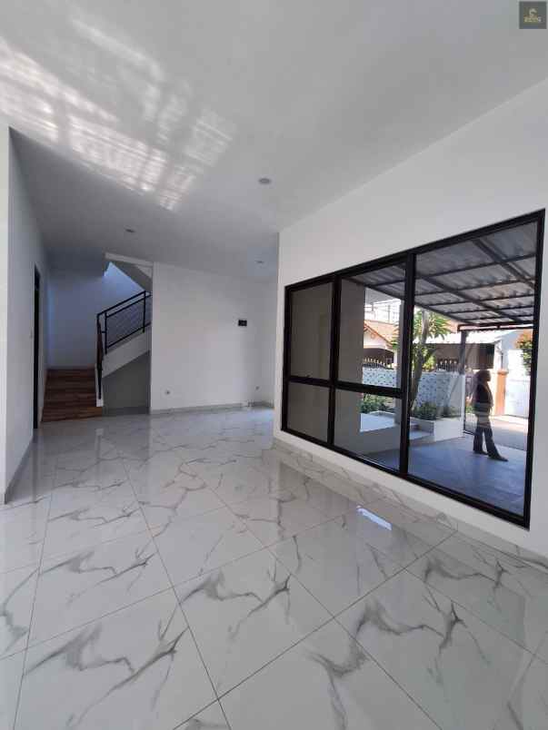 dijual rumah bukit nusa indah ciputat