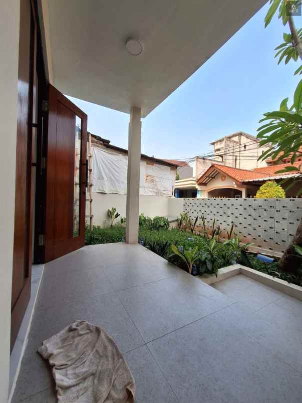 dijual rumah bukit nusa indah ciputat