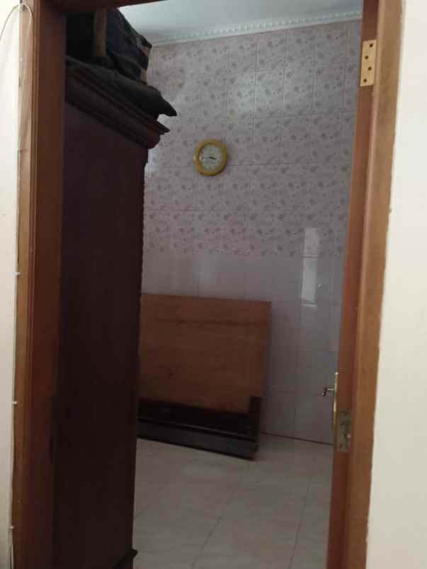 dijual rumah cantik di cipinang