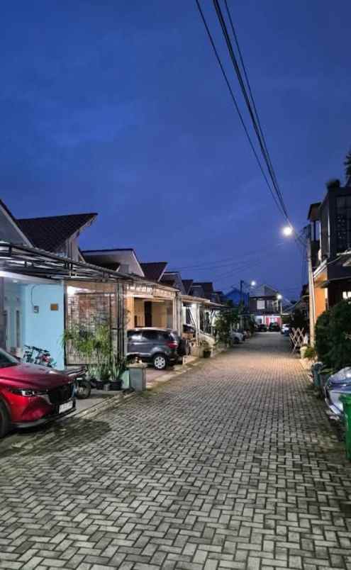 dijual rumah cijantung
