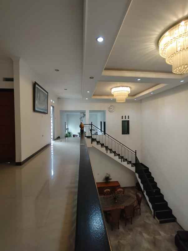 dijual rumah cilangkap cipayung jaktim