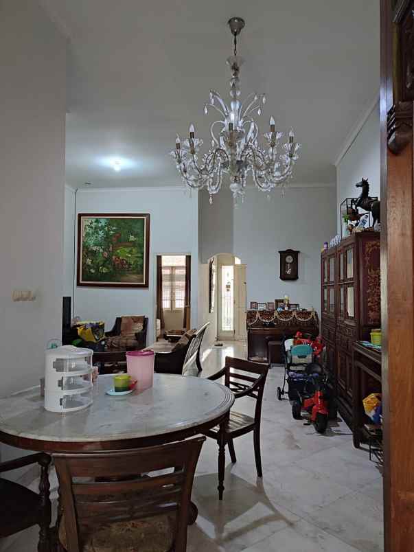 dijual rumah cimalaya cideng gambir