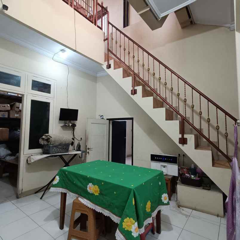 dijual rumah cimanggis