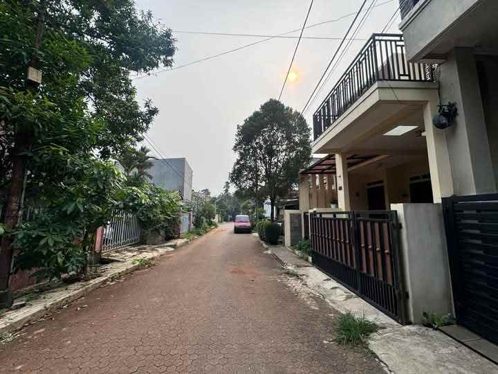 dijual rumah cinere
