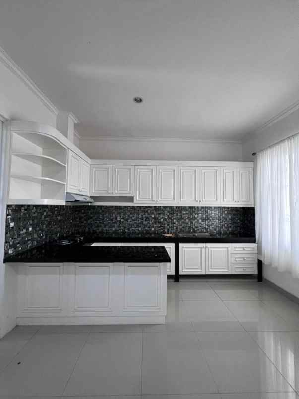 dijual rumah cinere one residence