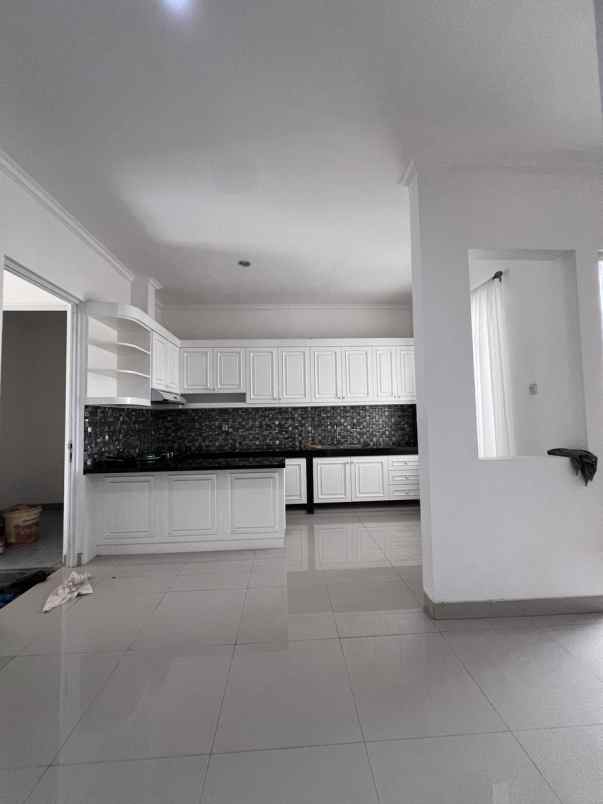 dijual rumah cinere one residence