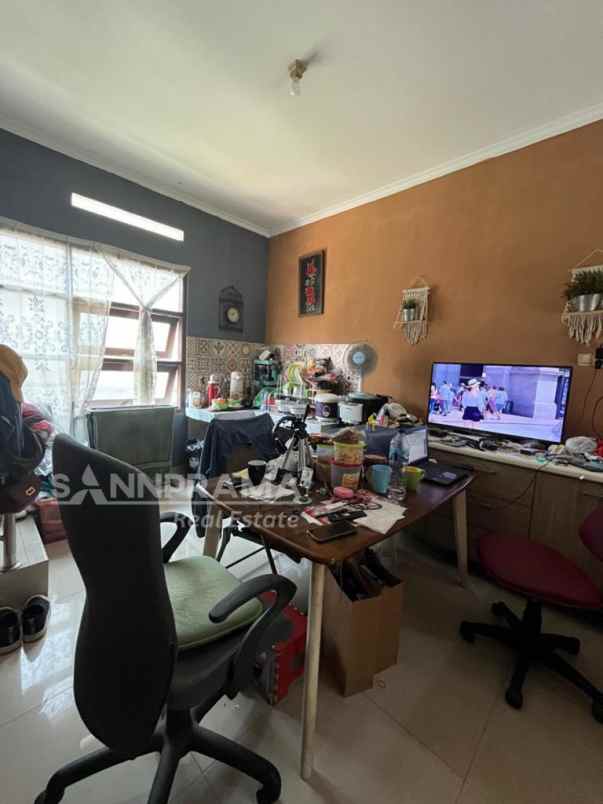 dijual rumah cipayung depok