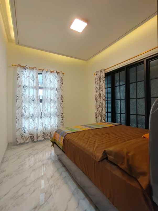 dijual rumah cipayung jakarta timur